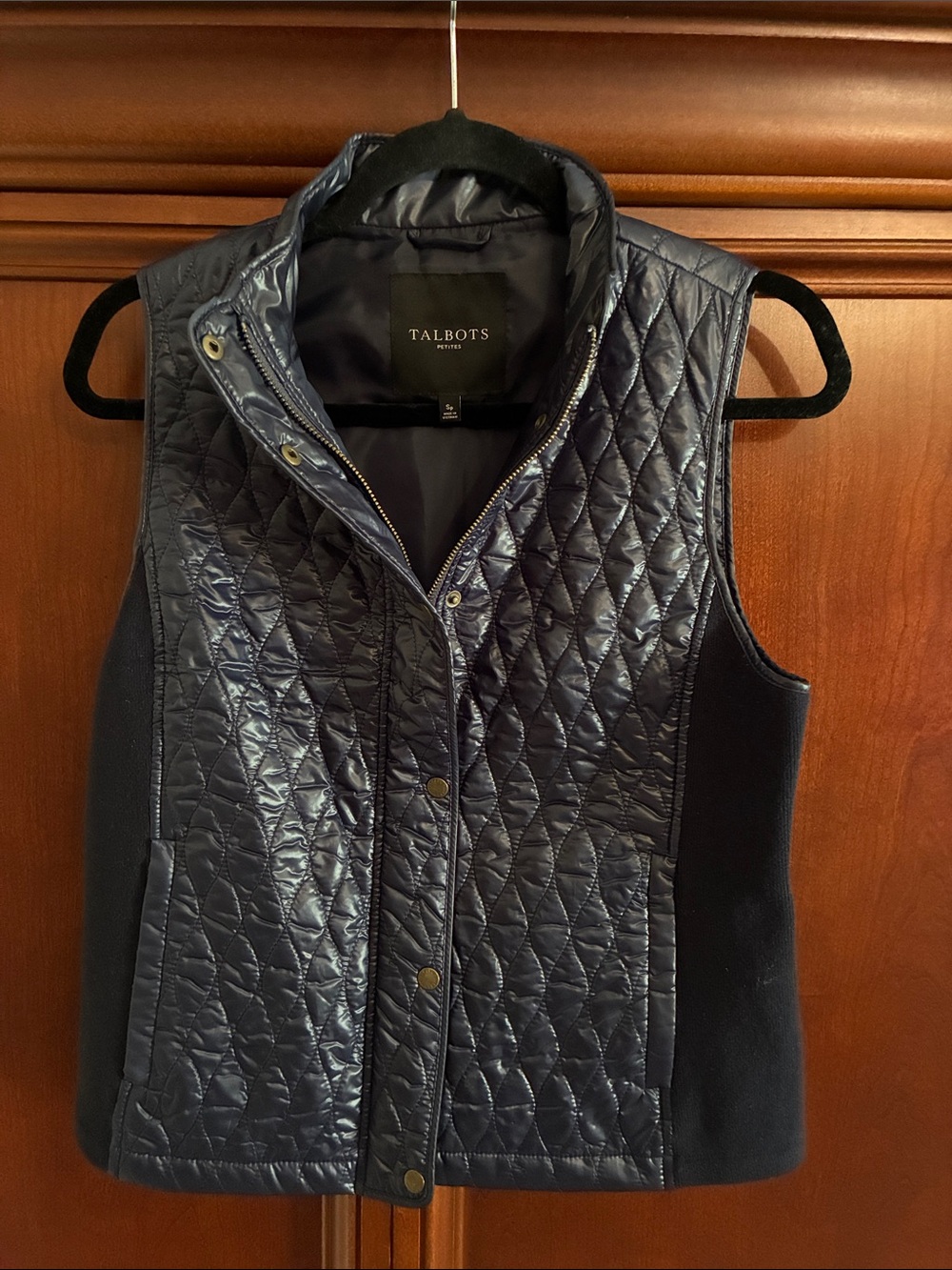 Talbots Quilted Navy Sleeveless Vest with Snap Front